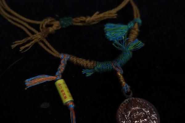 黄财神心咒的作用和好处 黄财神心咒有何作用与好处