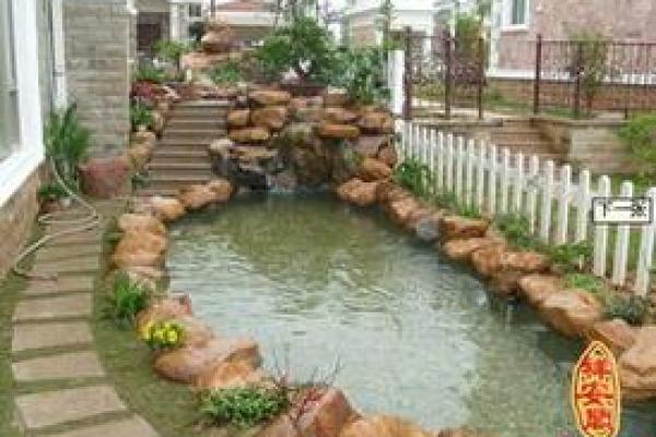 房子左右有鱼塘风水好吗