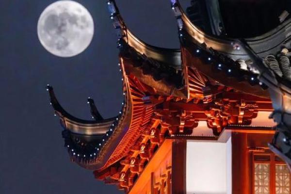 风水七夕节月亮是什么样子