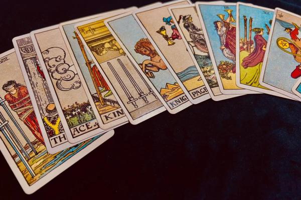 塔罗牌测试两人友情