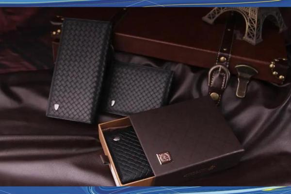 钱包的颜色上有什么风水讲究 钱包的颜色上有什么风水讲究