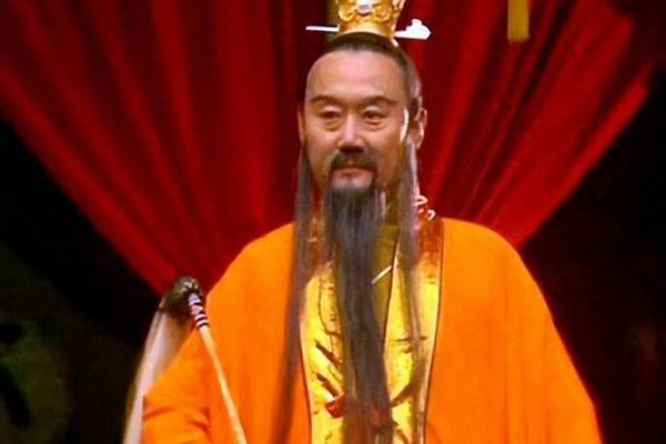 西游世界观音菩萨比地仙之祖镇元大仙如何？我也让他三分做何解？