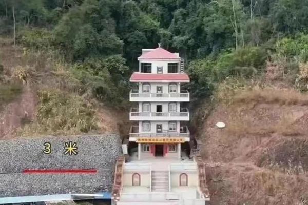 请大师帮忙看房子风水视频