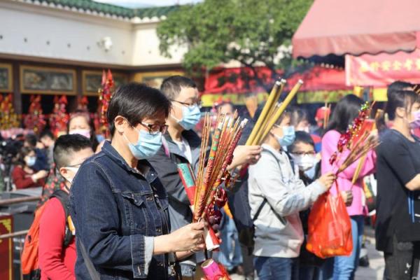 车公灵签第六十签 人逢亨通知如意
