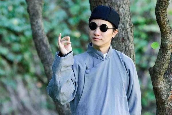 头条上的算命先生