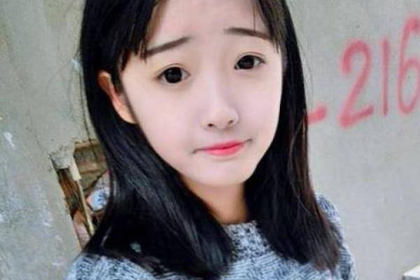 八字眉女人是穷相吗？财运如何