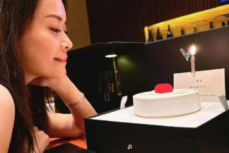 陈楚生与老婆牵手逛街上热搜，紫微斗数如何断你的爱情甜蜜度？