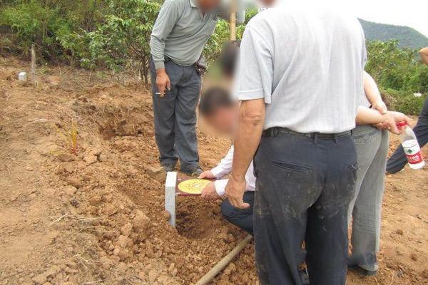 了解常见迁坟的十大忌讳注意事项风水