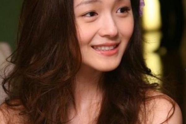 美女的紫薇斗数