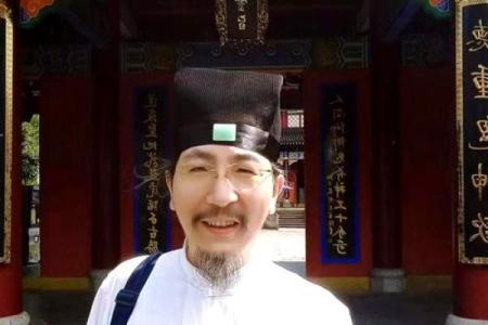怎么看八字里面有没有华盖,怎么看自己带不带华盖