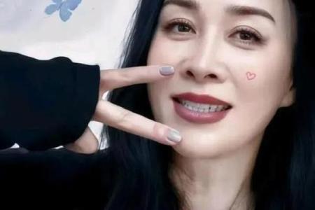 八卦命理！那英的八字命理还能走红多久？