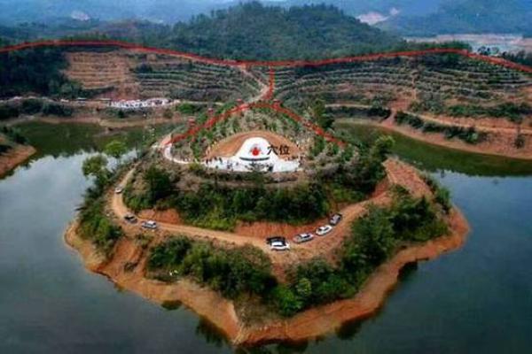 怎么样才能找到靠山靠水的风水宝地