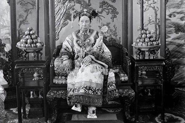慈禧的八字