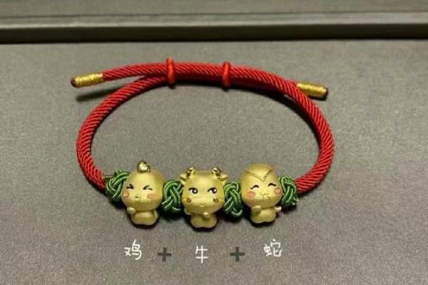 属鼠和属蛇的八字合不合得来,属蛇的跟属鼠的合财吗