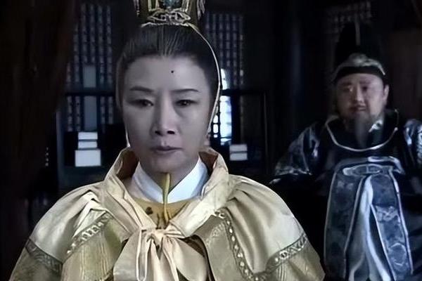 破解看相八字胡须秘密，揭示真相！